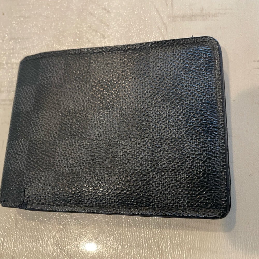 Authentic Louis Vuitton Damier Graphite Multiple Wallet Black and Grey